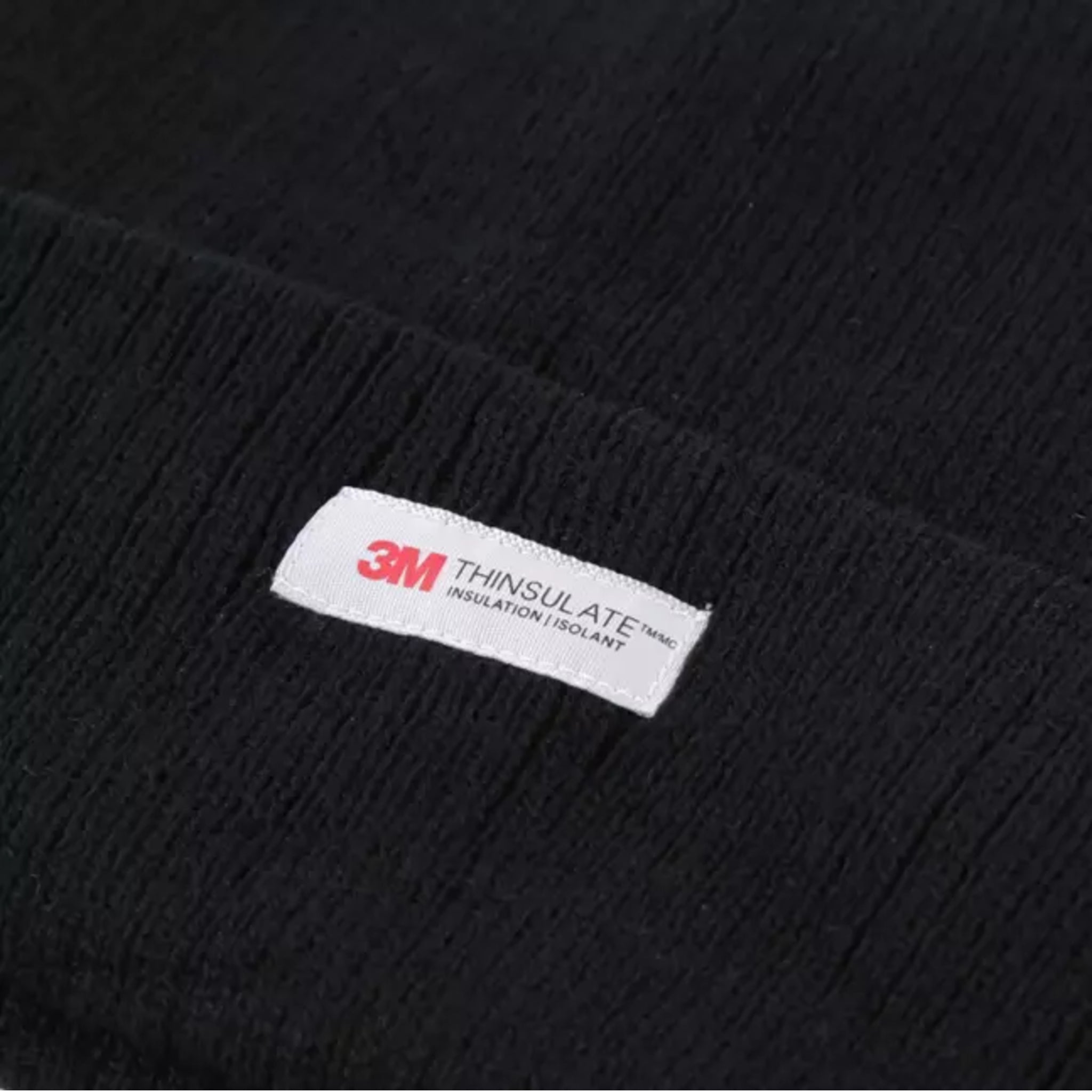 Men's Elite Heat black beanie hat with 3M Thinsulate insulation for warmth in cold weather